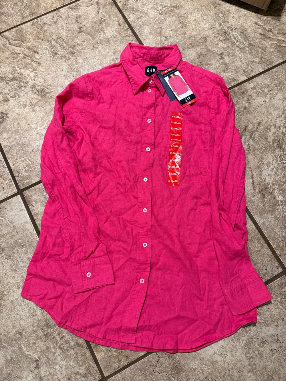 GAP Women's Button-Down Shirt in Bright Pink